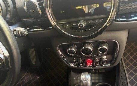 MINI Clubman, 2018 год, 2 800 000 рублей, 11 фотография