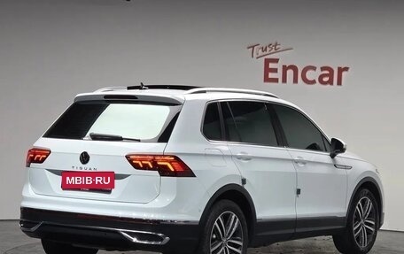 Volkswagen Tiguan II, 2024 год, 3 462 000 рублей, 4 фотография