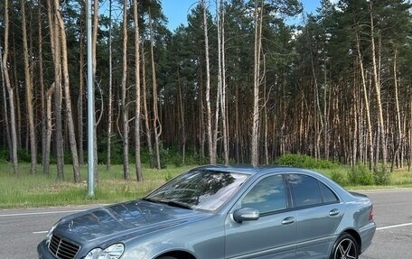 Mercedes-Benz C-Класс, 2006 год, 1 150 000 рублей, 2 фотография