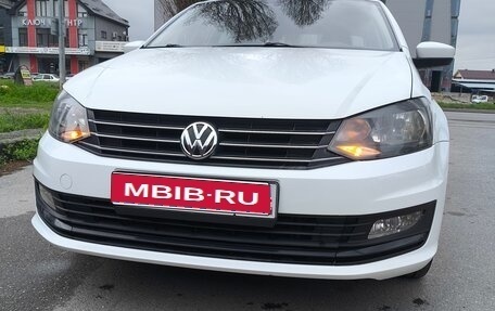 Volkswagen Polo VI (EU Market), 2020 год, 1 200 000 рублей, 1 фотография