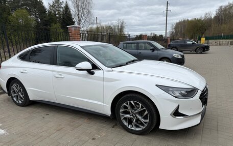 Hyundai Sonata VII, 2019 год, 2 050 000 рублей, 3 фотография