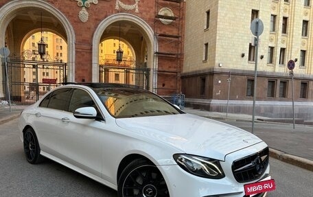 Mercedes-Benz E-Класс, 2016 год, 3 050 000 рублей, 2 фотография