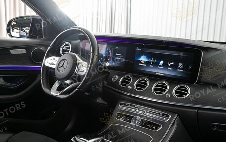 Mercedes-Benz E-Класс, 2020 год, 2 990 000 рублей, 8 фотография