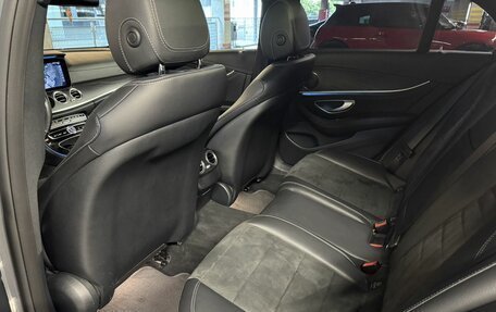 Mercedes-Benz E-Класс, 2016 год, 2 950 000 рублей, 22 фотография