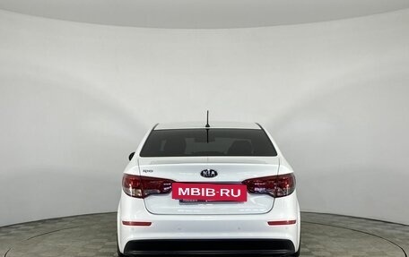 KIA Rio III рестайлинг, 2015 год, 1 080 000 рублей, 19 фотография