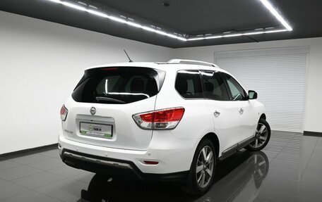 Nissan Pathfinder, 2015 год, 2 195 000 рублей, 2 фотография