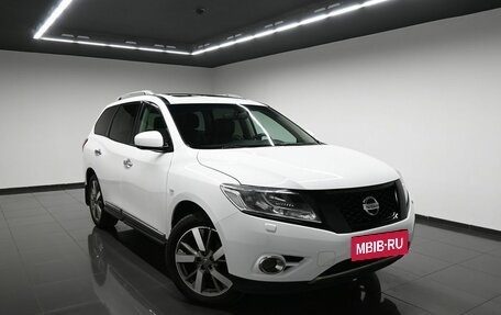 Nissan Pathfinder, 2015 год, 2 195 000 рублей, 5 фотография