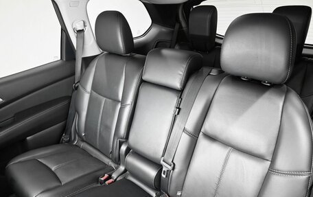 Nissan Pathfinder, 2015 год, 2 195 000 рублей, 10 фотография