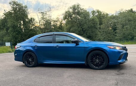 Toyota Camry, 2017 год, 1 800 000 рублей, 8 фотография
