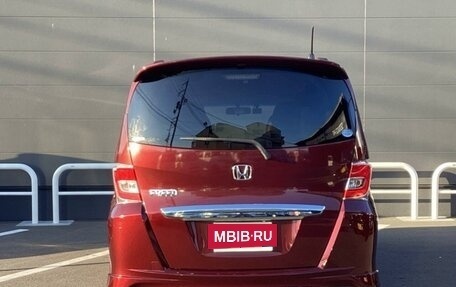 Honda Freed I, 2015 год, 940 000 рублей, 5 фотография