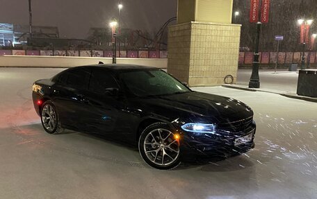 Dodge Charger, 2022 год, 5 990 000 рублей, 3 фотография