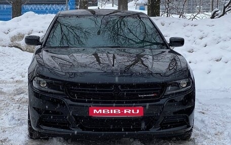Dodge Charger, 2022 год, 5 990 000 рублей, 6 фотография