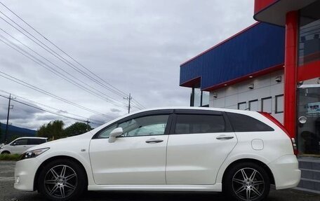 Honda Stream II, 2014 год, 888 000 рублей, 7 фотография