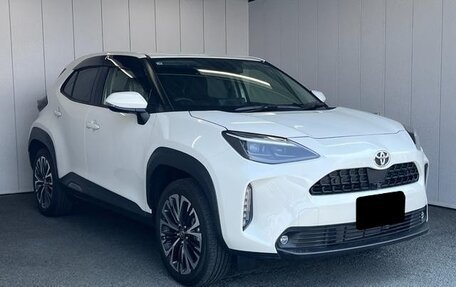 Toyota Yaris Cross, 2022 год, 1 345 000 рублей, 5 фотография