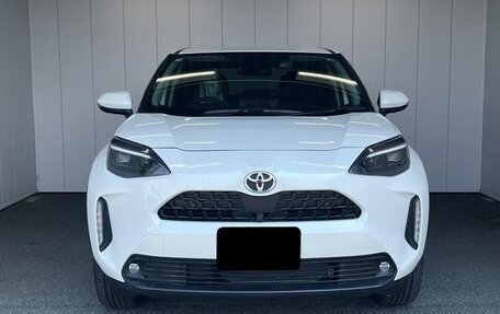 Toyota Yaris Cross, 2022 год, 1 345 000 рублей, 6 фотография