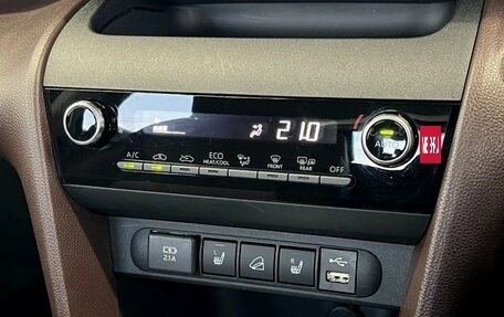 Toyota Yaris Cross, 2022 год, 1 345 000 рублей, 12 фотография