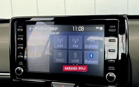 Toyota Yaris Cross, 2022 год, 1 345 000 рублей, 10 фотография