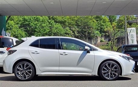 Toyota Corolla, 2022 год, 1 079 000 рублей, 2 фотография