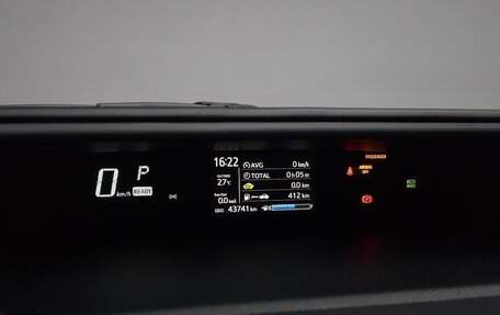 Toyota Prius c I, 2018 год, 1 508 000 рублей, 10 фотография