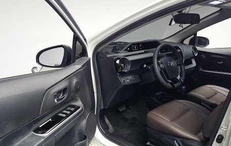 Toyota Prius c I, 2018 год, 1 508 000 рублей, 5 фотография