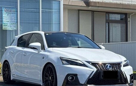Lexus CT I рестайлинг, 2016 год, 1 020 000 рублей, 2 фотография