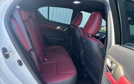Lexus CT I рестайлинг, 2016 год, 1 020 000 рублей, 21 фотография