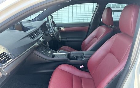 Lexus CT I рестайлинг, 2016 год, 1 020 000 рублей, 12 фотография