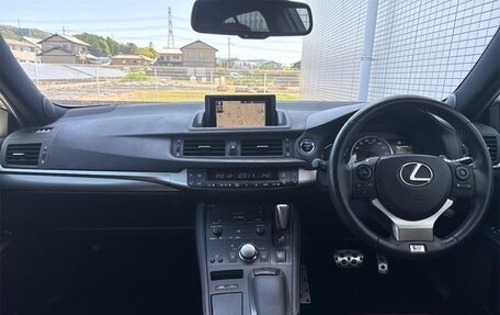 Lexus CT I рестайлинг, 2016 год, 1 020 000 рублей, 13 фотография