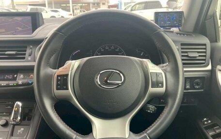 Lexus CT I рестайлинг, 2013 год, 921 000 рублей, 9 фотография