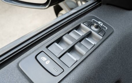 Land Rover Discovery Sport I рестайлинг, 2019 год, 2 399 000 рублей, 20 фотография