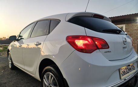 Opel Astra J, 2013 год, 625 000 рублей, 5 фотография