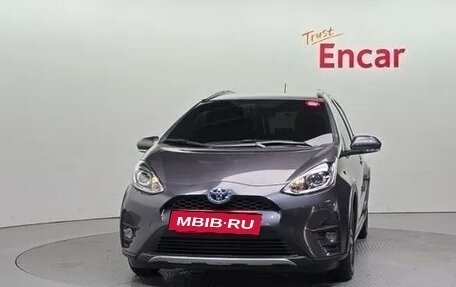 Toyota Prius c I, 2020 год, 1 679 000 рублей, 2 фотография