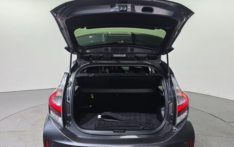Toyota Prius c I, 2020 год, 1 679 000 рублей, 24 фотография