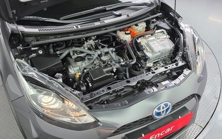 Toyota Prius c I, 2020 год, 1 679 000 рублей, 22 фотография