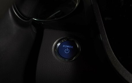Toyota Camry, 2020 год, 2 599 000 рублей, 17 фотография