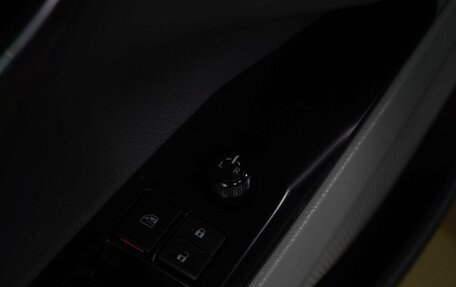 Toyota Camry, 2020 год, 2 599 000 рублей, 13 фотография
