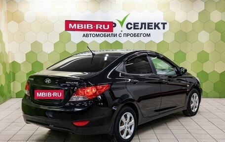 Hyundai Solaris II рестайлинг, 2013 год, 800 000 рублей, 2 фотография