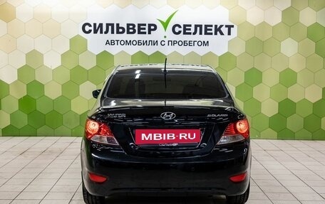 Hyundai Solaris II рестайлинг, 2013 год, 800 000 рублей, 4 фотография