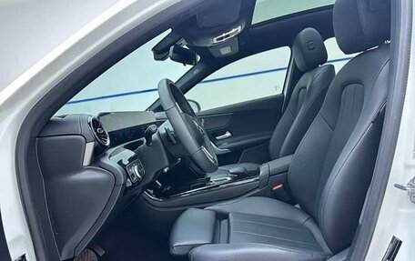 Mercedes-Benz A-Класс, 2022 год, 1 985 002 рублей, 13 фотография