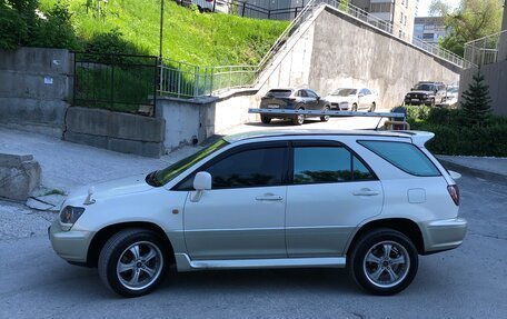 Toyota Harrier, 1998 год, 890 000 рублей, 2 фотография