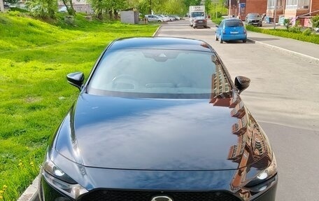 Mazda 3, 2019 год, 1 599 999 рублей, 2 фотография