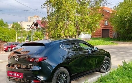 Mazda 3, 2019 год, 1 599 999 рублей, 4 фотография