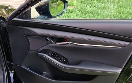 Mazda 3, 2019 год, 1 599 999 рублей, 17 фотография