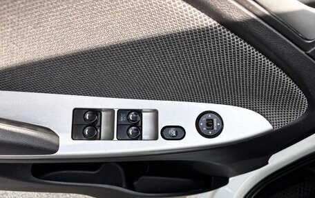 Hyundai Solaris II рестайлинг, 2013 год, 520 000 рублей, 18 фотография