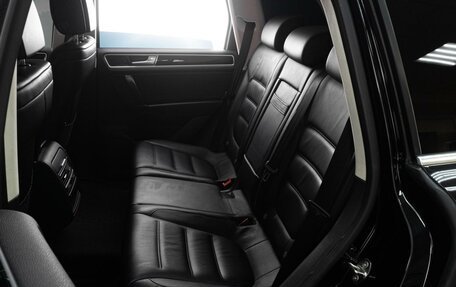 Volkswagen Touareg III, 2015 год, 2 999 000 рублей, 10 фотография