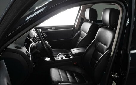 Volkswagen Touareg III, 2015 год, 2 999 000 рублей, 11 фотография