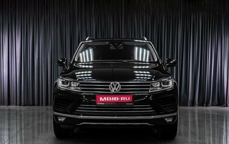 Volkswagen Touareg III, 2015 год, 2 999 000 рублей, 3 фотография