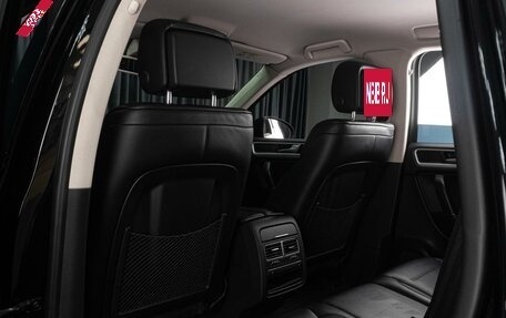 Volkswagen Touareg III, 2015 год, 2 999 000 рублей, 12 фотография
