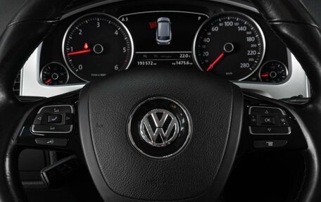 Volkswagen Touareg III, 2015 год, 2 999 000 рублей, 13 фотография