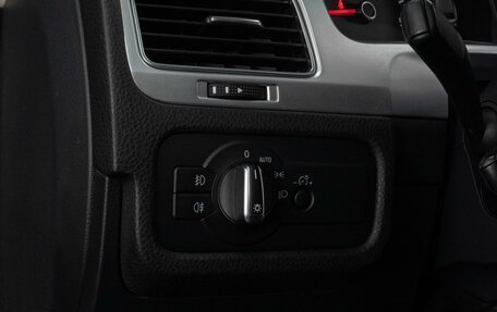 Volkswagen Touareg III, 2015 год, 2 999 000 рублей, 22 фотография